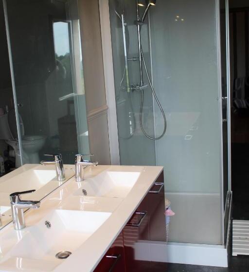 مبيت وإفطار La Trémouchère