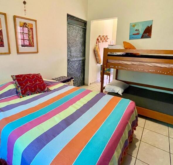 تختخواب و صبحانه Momo Camping Glamping Y Habitaciones