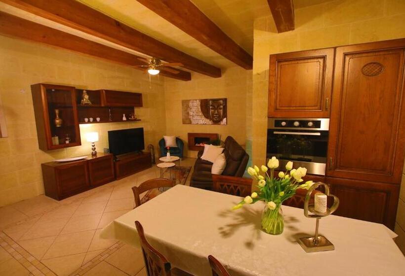 تختخواب و صبحانه W, Villagg San Guzepp