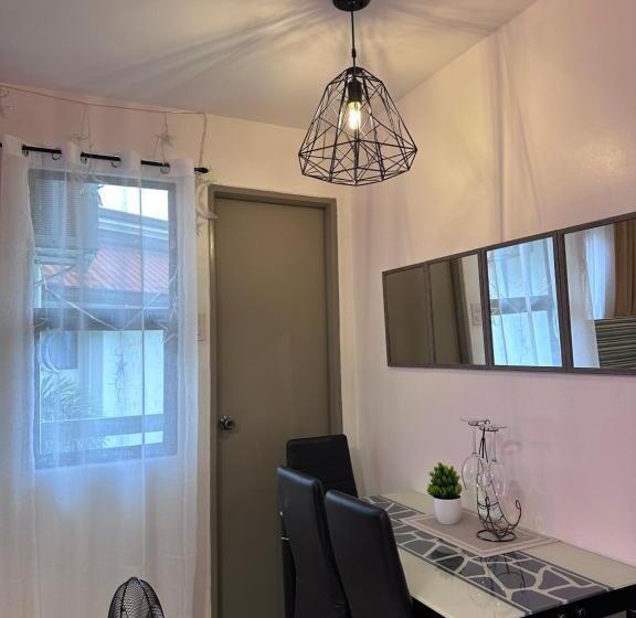 Hm Cozy Place Beside Enchanted Kingdom