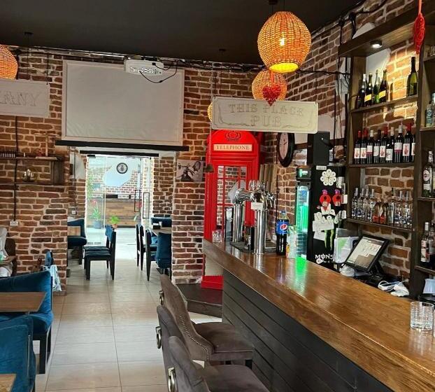 هتل готель бережани