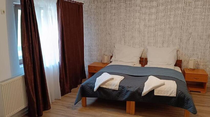 فندق Agropensiunea Zamolxis