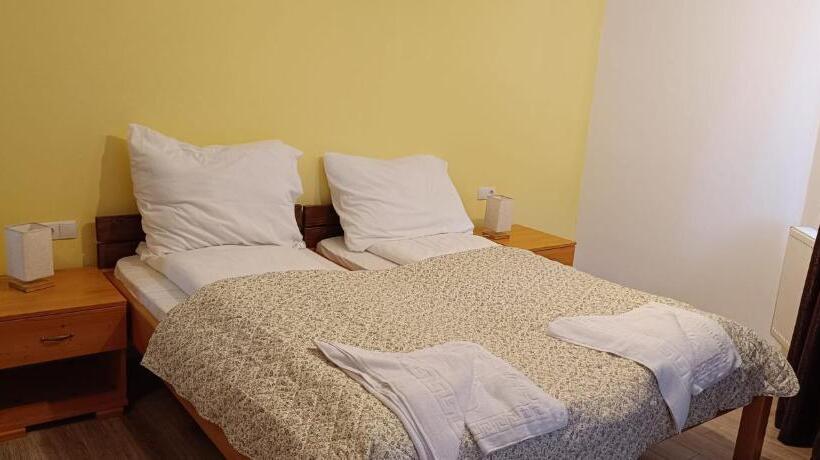 فندق Agropensiunea Zamolxis