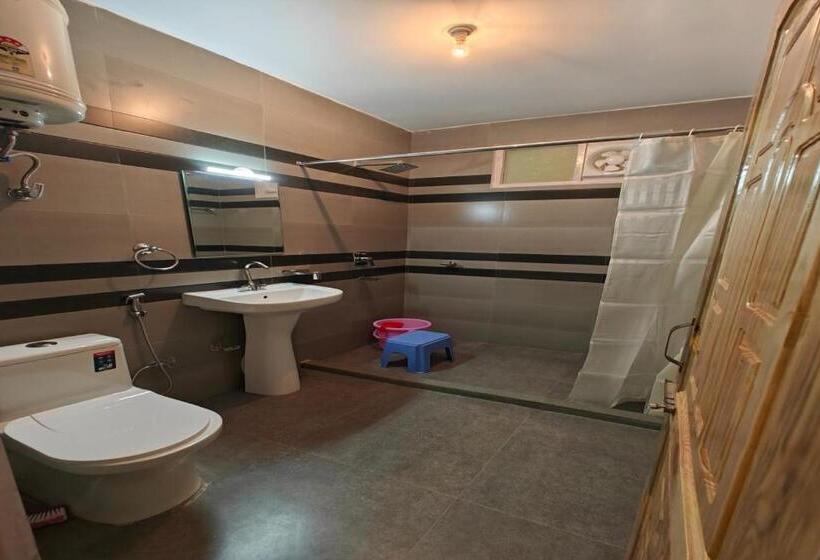 فندق Alooma Cafe And Homestay