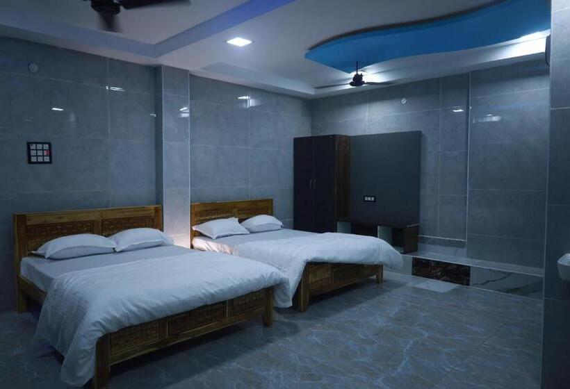 호텔 Ananda Residency