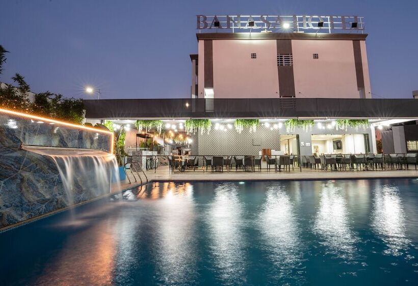 هتل Banasa Center