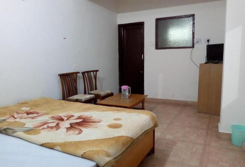 فندق Bharmour View