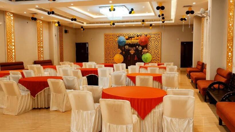 Bond Well Hotel, Alwar