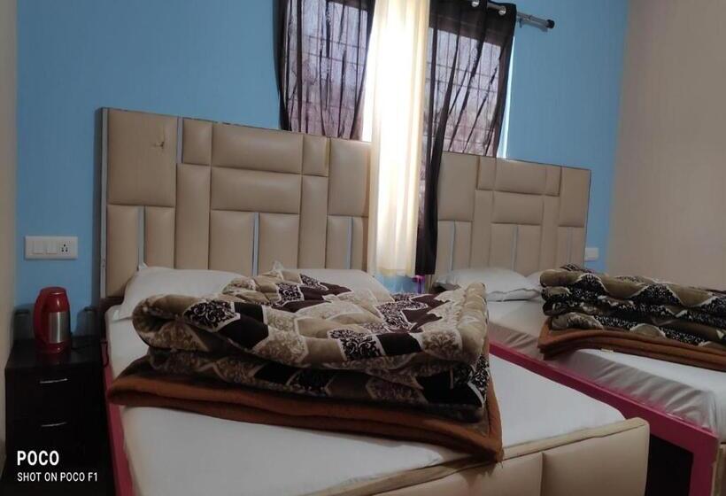 호텔 Brahma Kamal Cottage   Ransi