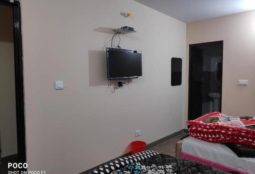 호텔 Brahma Kamal Cottage   Ransi