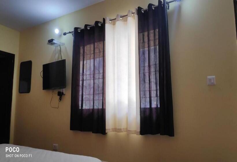 호텔 Brahma Kamal Cottage   Ransi