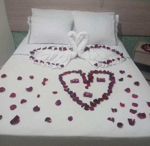 カプセルホテル Pousada Mineira