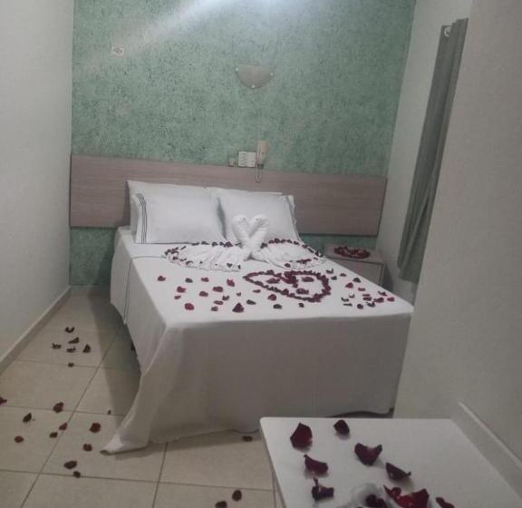 カプセルホテル Pousada Mineira