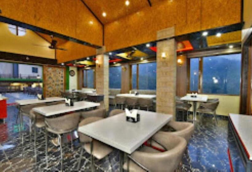 فندق Dalhouse Valley Banikhet