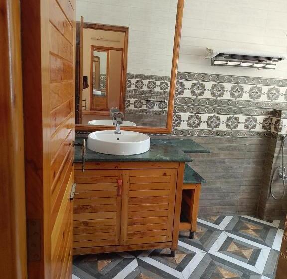 هتل Elegance Retreat Manali Luxury Boutique Stay