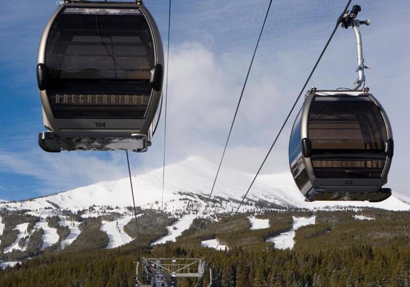 Отель Exquisite Upscale Oasis · Ski Resort