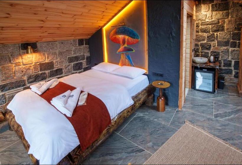 בית מלון כפרי Hobbit Chalet