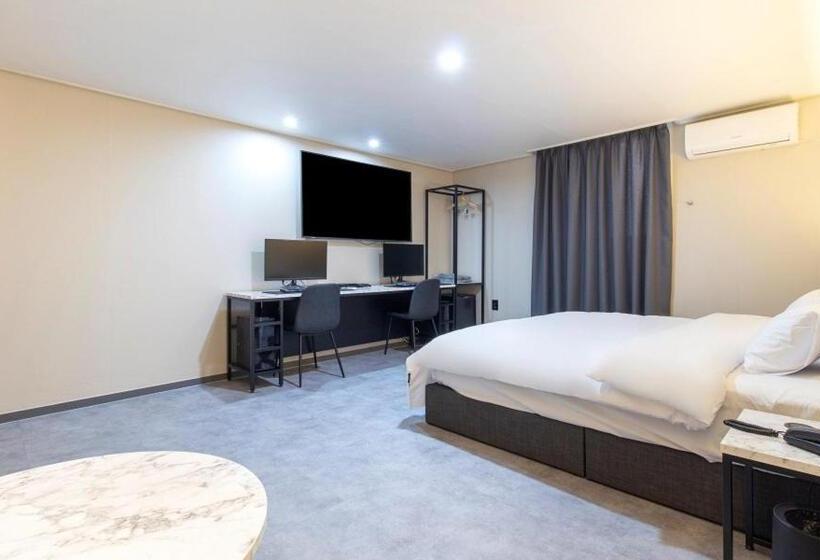 Hotel Hwaseong Stay13