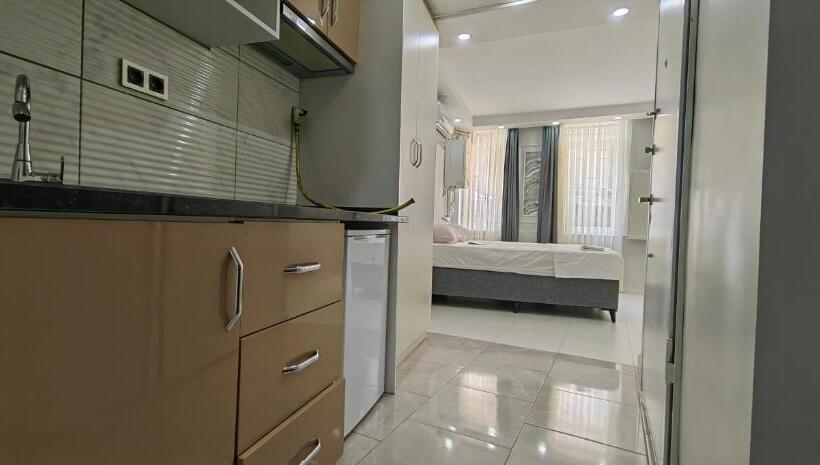 Отель Joe Black Apart