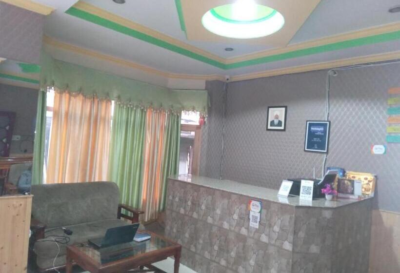 فندق Jubilant Express