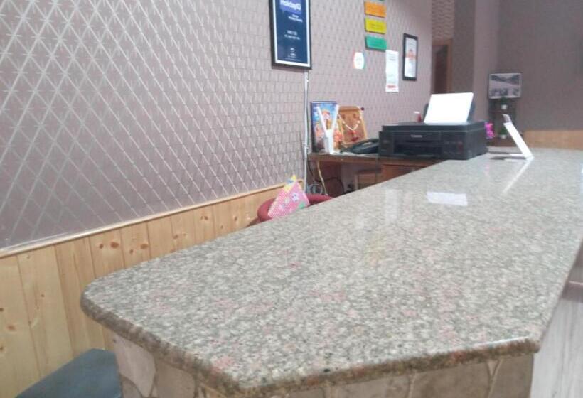 فندق Jubilant Express