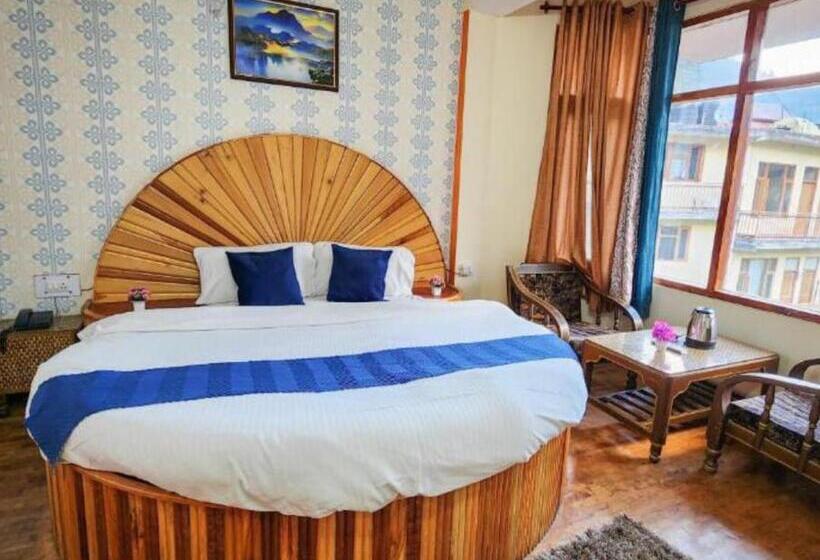 فندق Jubilant Express