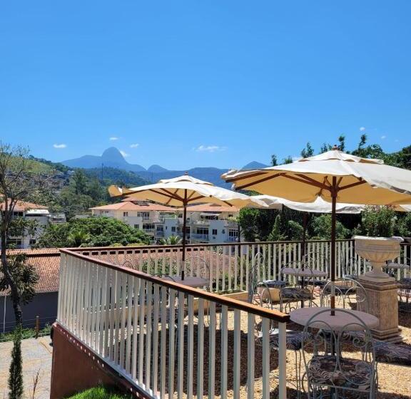 Отель La Belle Provence