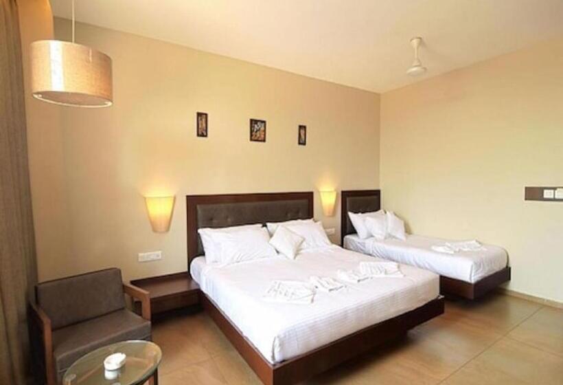 בית מלון כפרי Lemon Grass   Kudal