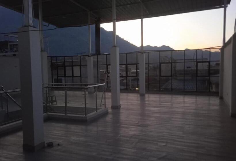 Отель Los Kristales