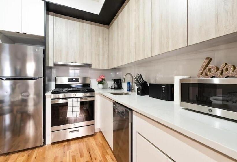 酒店 Luxury 3br Duplex W Private Patio In Upper East