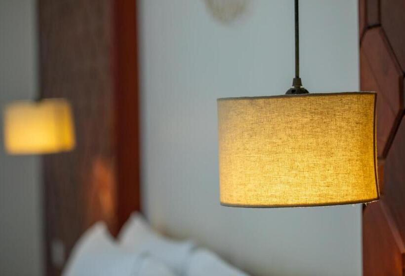 בית מלון כפרי Mera Residence