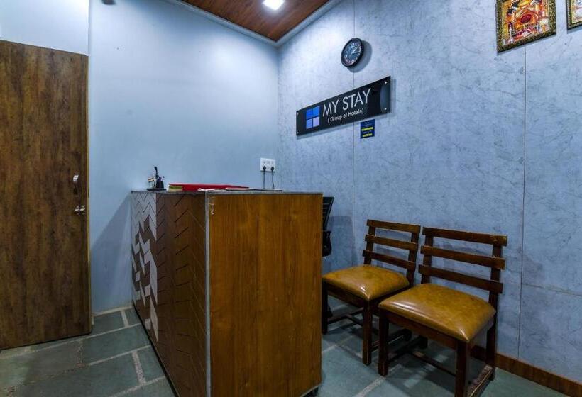 בית מלון כפרי My Stay Sirvi Inn