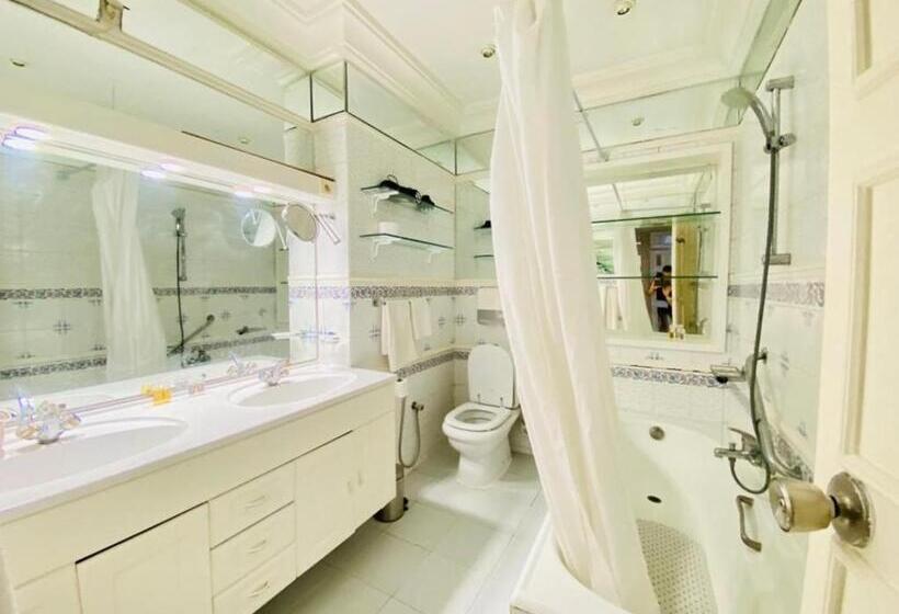 בית מלון כפרי Plaza La Marsa