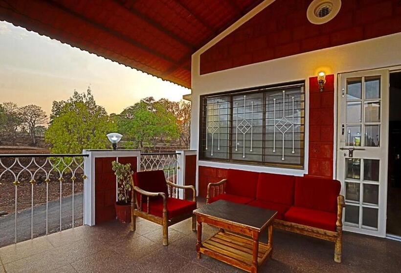 בית מלון כפרי Rajgadh Homestay In Farmhouse Nr Panhala