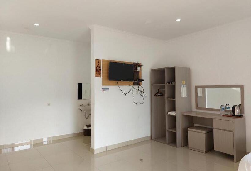 호텔 Savindra Residence Syariah Cibiru Near Krida Nusantara