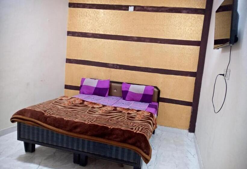 ホテル Shri Ganpati Guest House