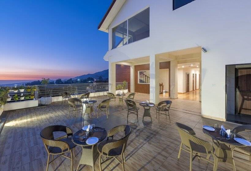 فندق Stone Wood Mountain Resort, Dharamshala