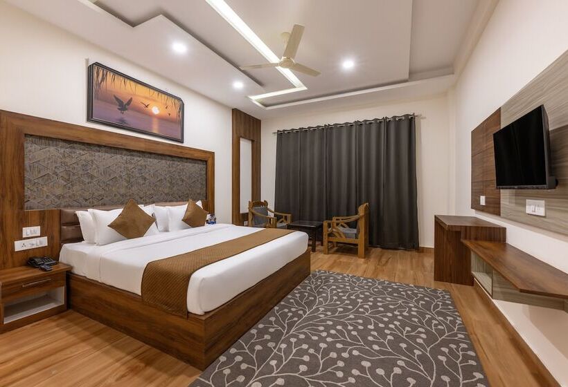 فندق Stone Wood Mountain Resort, Dharamshala