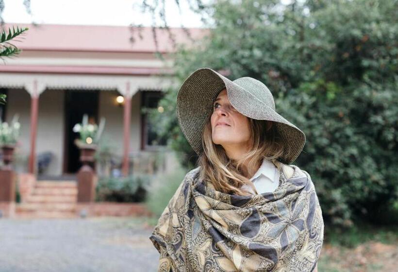 בית מלון כפרי Summerlands   Country Luxe