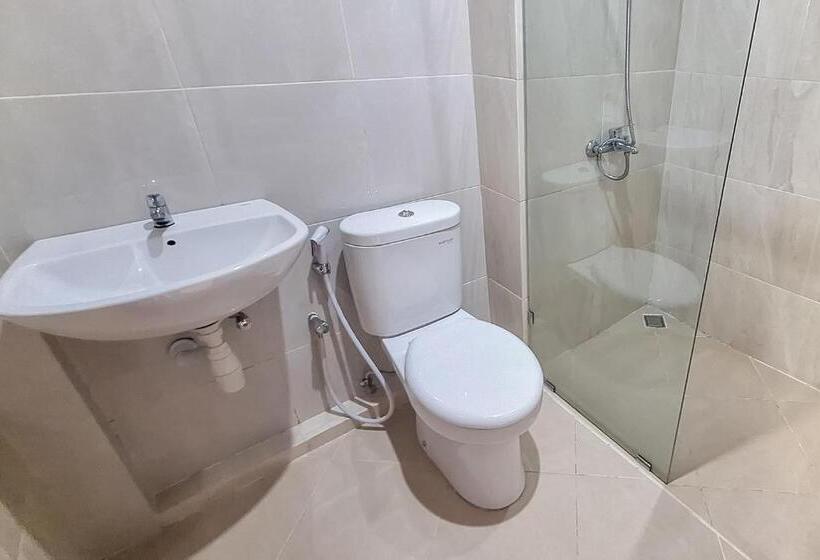 فندق Urbanview Syariah Wisma Annisa Palangkaraya By Reddoorz