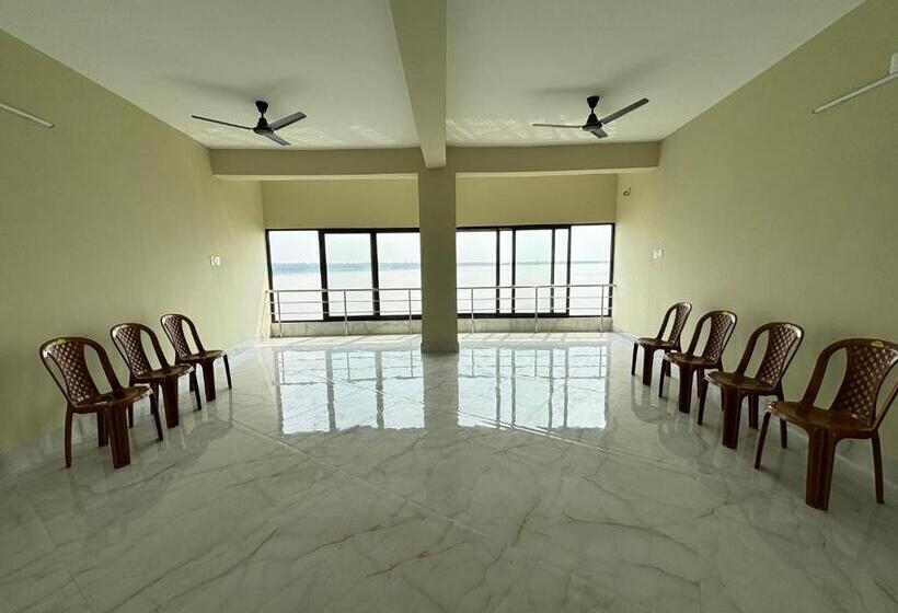 Ichhamati Hotel And Restaurant