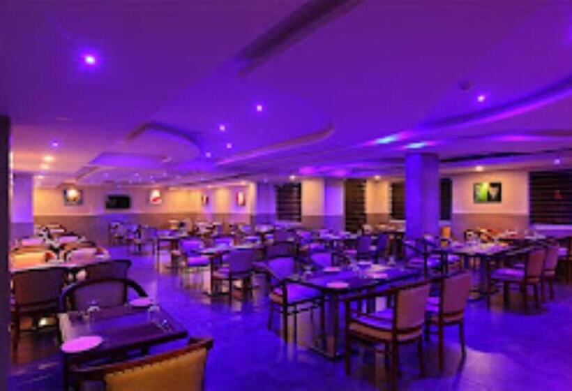 Lumbini Supreme Business Class Hotel Thrissur