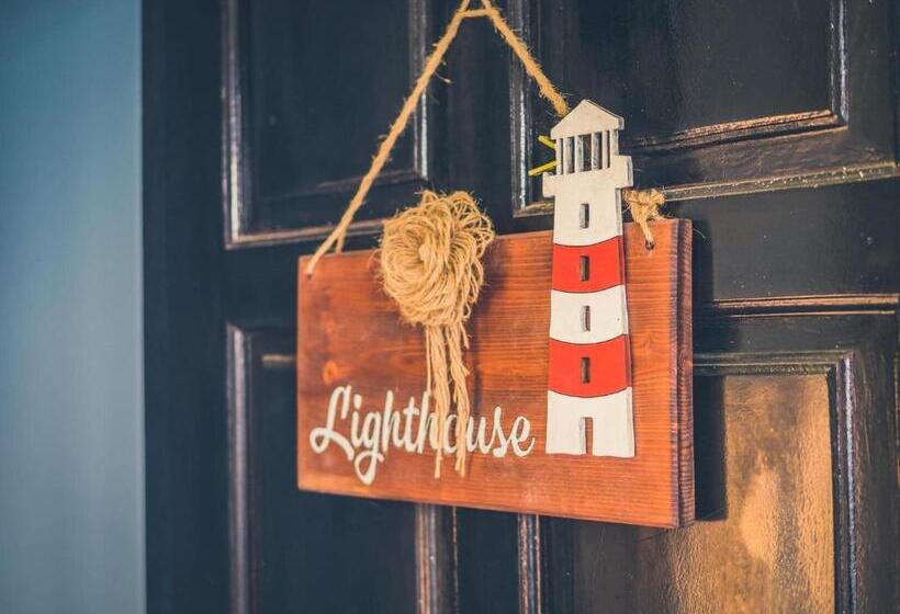 مُتل 1986 Homestay & Coffee