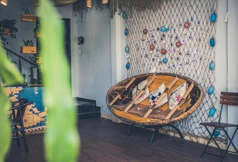 مُتل 1986 Homestay & Coffee