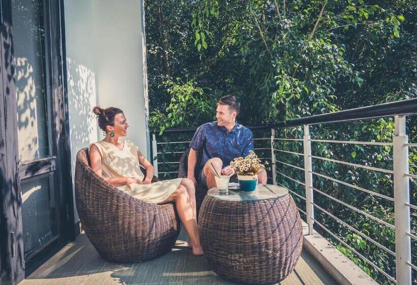 مُتل 1986 Homestay & Coffee