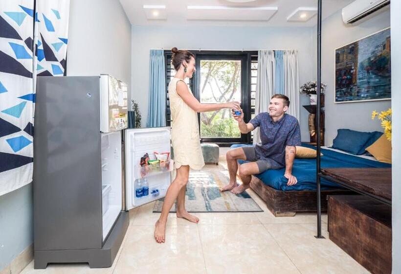 مُتل 1986 Homestay & Coffee