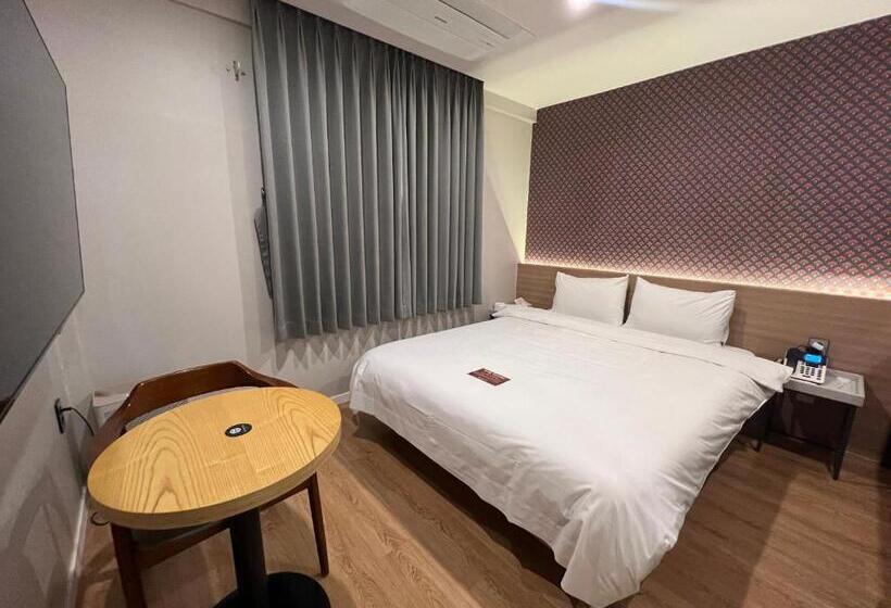 모텔 Geoje Highend