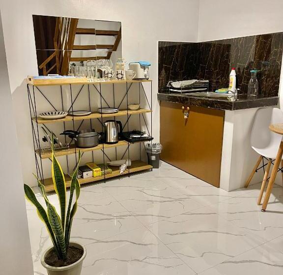 پانسیون Andro S Loft Near General Santos City Airport