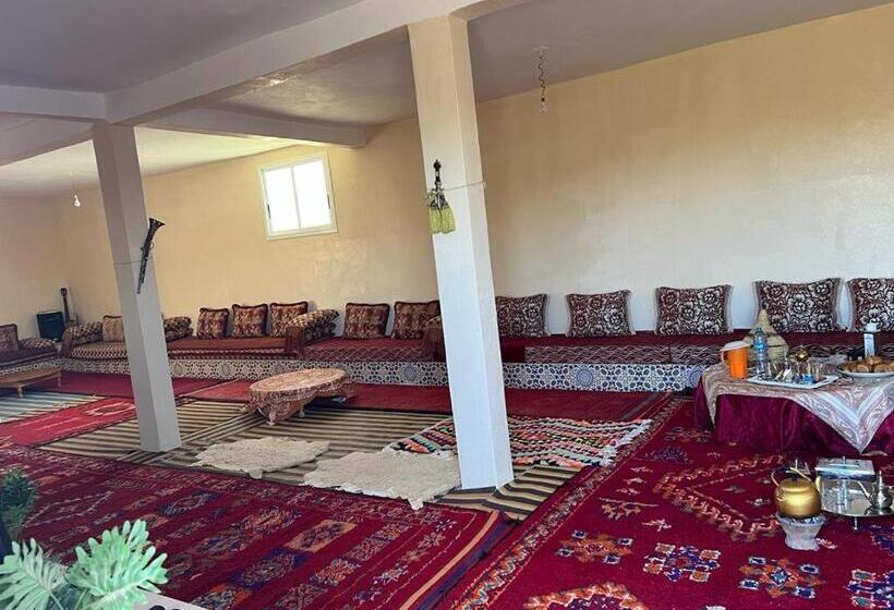 پانسیون Auberge Touristique Zriouila