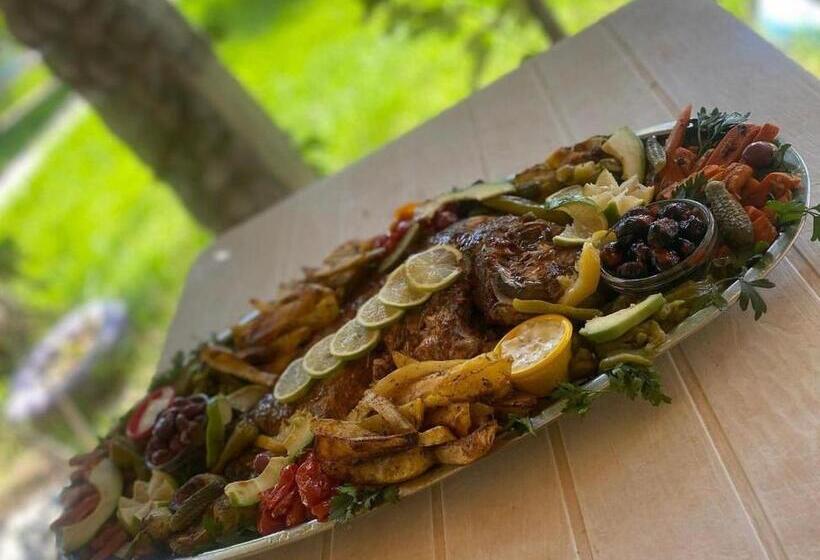 پانسیون Auberge Touristique Zriouila